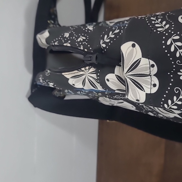 EUC Petunia Pickle Bottom It's A Small World Backpack Medium Tote Women's Bag - Picture 4 of 14